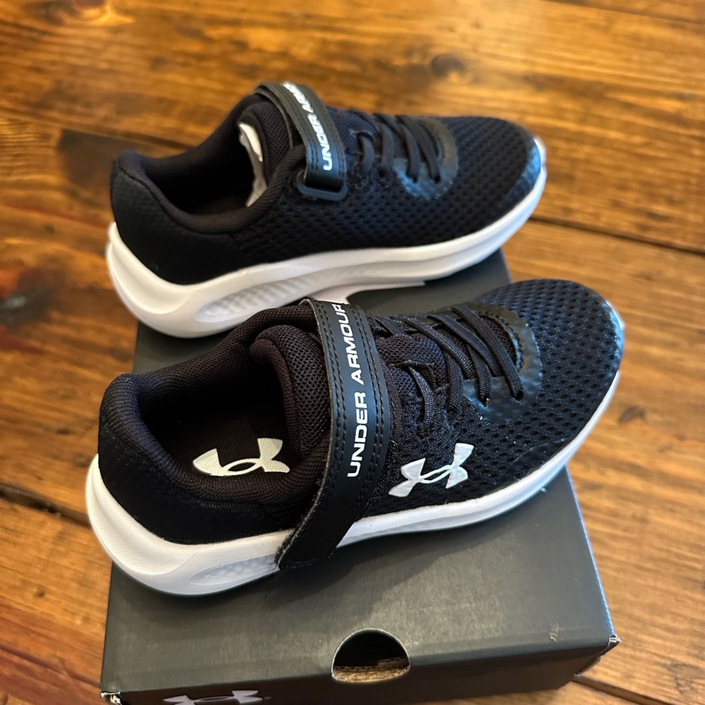 Kids Under Armour BPS Pursuit 3 AC • Size 11 Little Kids